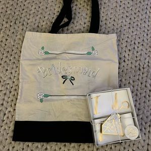 I do crew bridal party sashes and bridesmaid tote bag